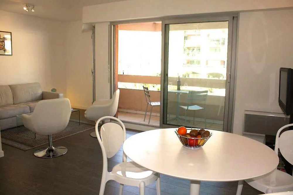 Apartment Happy Few La Cigalusa